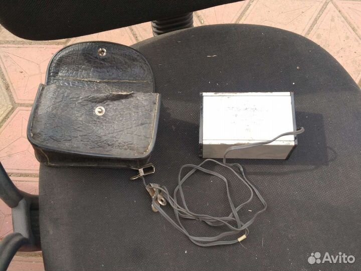 Преобразователь напряжения c 12 в в 127 переменног