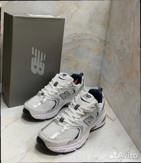 Кроссовки Женские New Balance 530