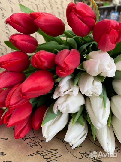 Тюльпаны и розы