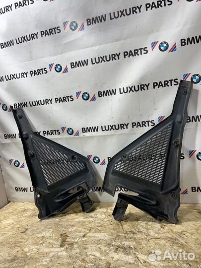 Крышка корпуса фильтра жабо Bmw X5 E70 2012
