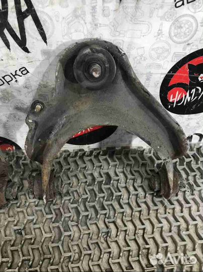 Рычаг передний левый Honda Accord