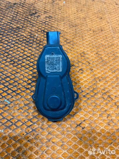 Моторчик стояночного тормоза задний Audi A6 C7 C7