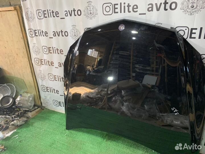 Капот Mercedes C207