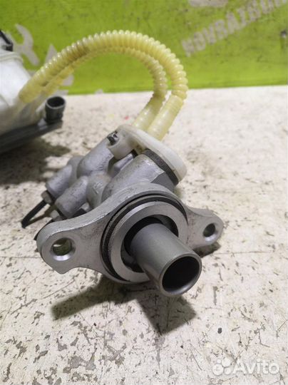 Цилиндр тормозной главный Опель Мерива