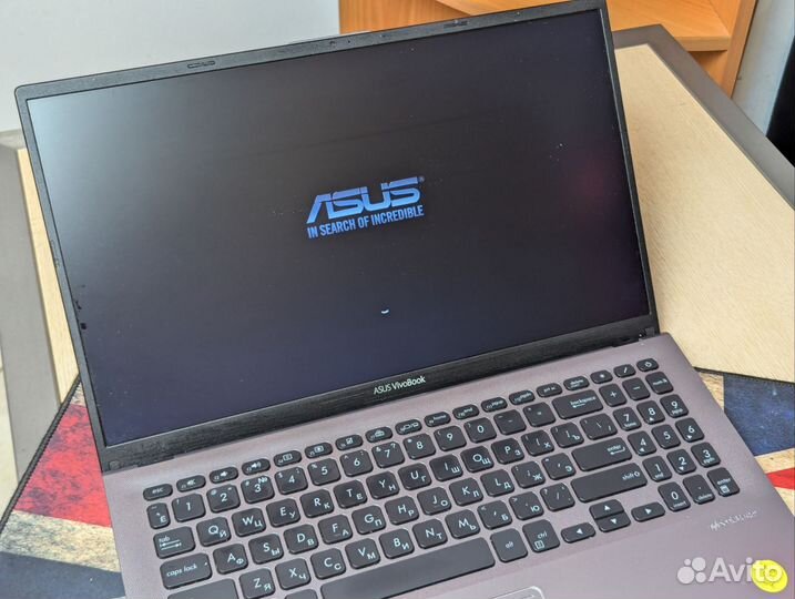 Asus vivobook FHD / I3-10 / MX330 /16 GB DDR4