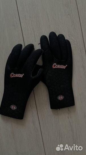 Гидрокостюм