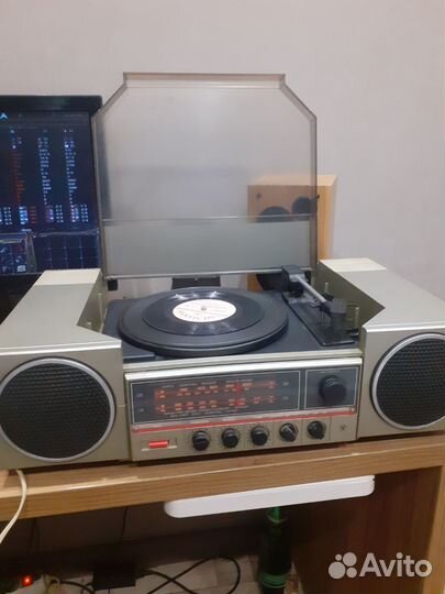 Проигрыватель пластинок вега 300 СССР