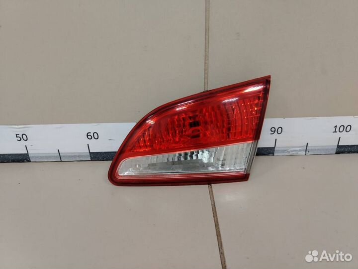 Фонарь задний внутренний правый Nissan Almera 3 G11, G15 2012