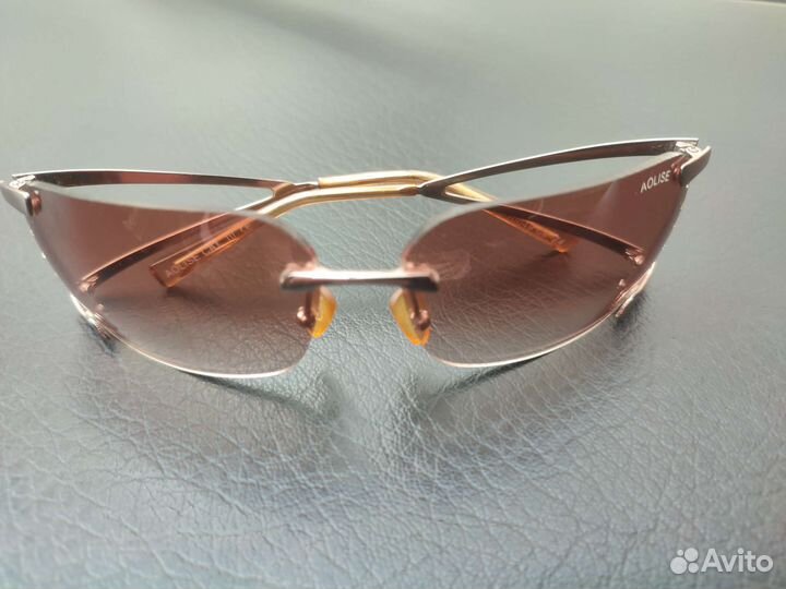 Солнцезащитные очки женские