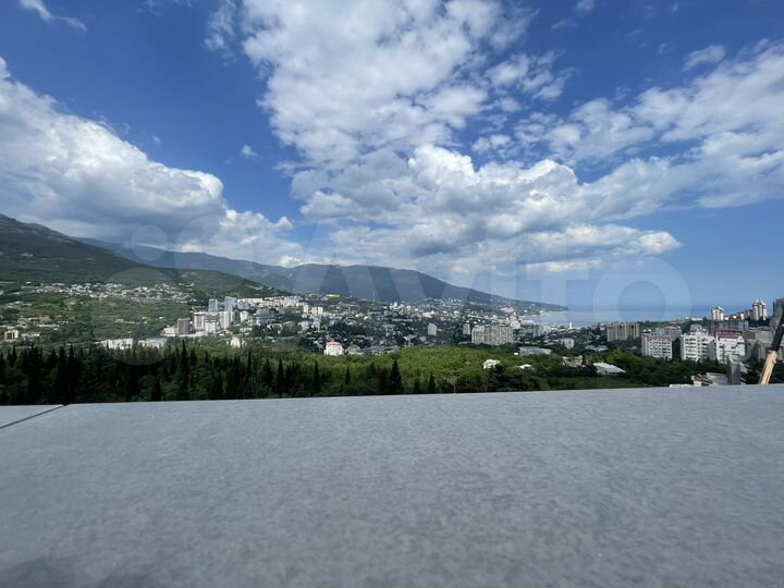 Дом 345 м² на участке 2 сот.