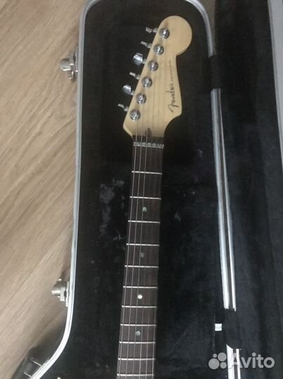 Гитара Fender stratocaster delux