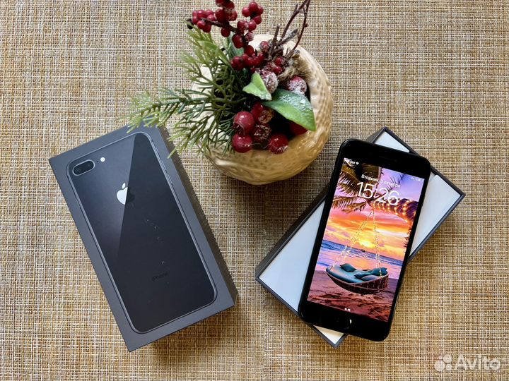 iPhone 8 Plus, 64 ГБ