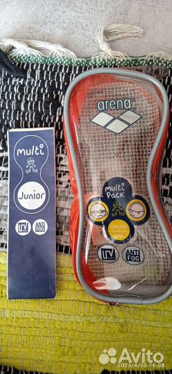 Комплект для плавания