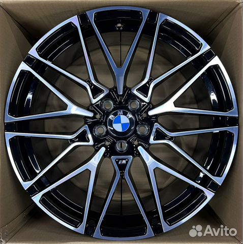 Диски на бмв BMW X6 G06 818 стиль R21