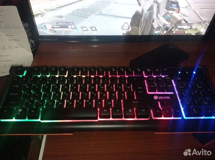 Игровая клавиатура с подсветкой