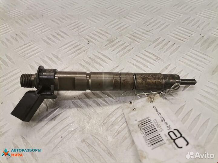 Форсунка BMW 5 E60/E61 рест. 2008 13537797877