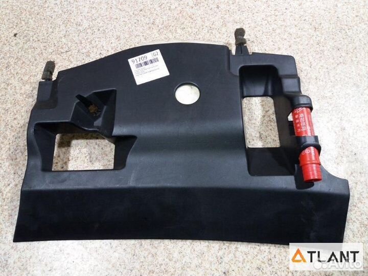 Пластик салона lexus IS250