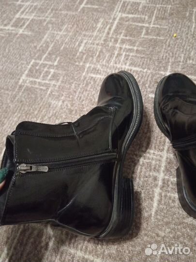 Ботинки лакированные