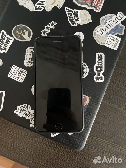 Телефон iPhone 7 plus