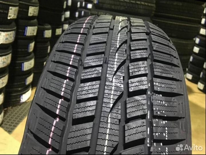 Windforce Snowblazer UHP 205/50 R17 93V