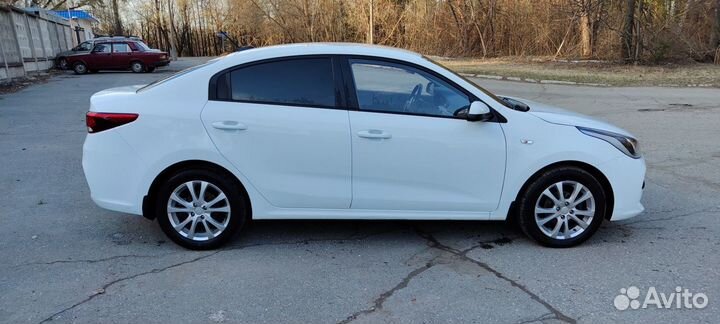 Kia Rio 1.6 AT, 2017, 38 300 км