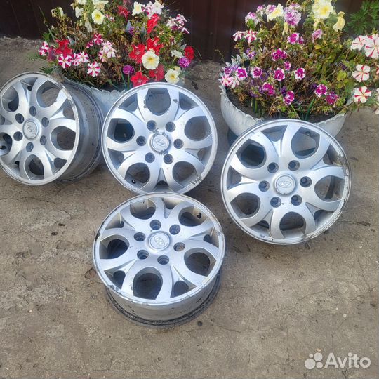 Литые диски r 16