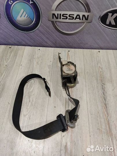 Ремень безопасности перед Nissan almera N16 Прав