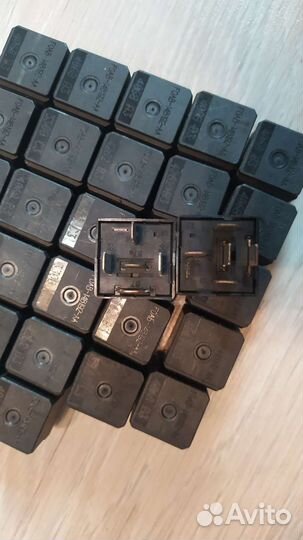 Реле Ford F0AB-14B192-AA F0AB14B192AA