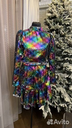 Платье с двухсторонними пайетками