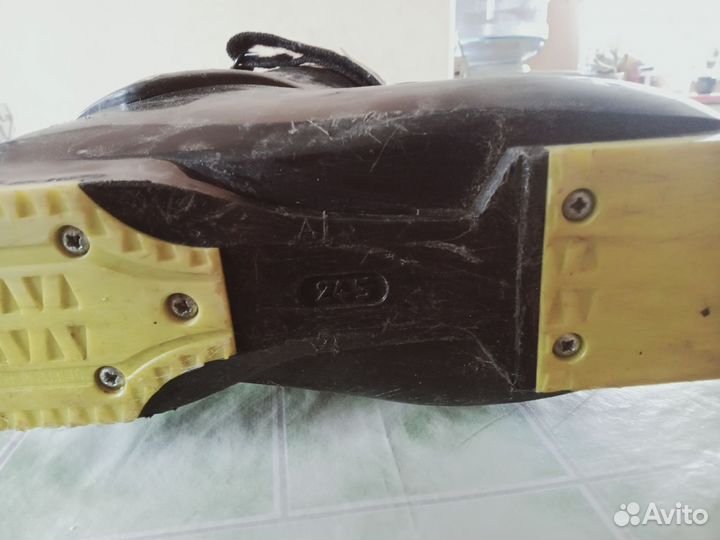 Горнолыжные ботинки fischer 24.5