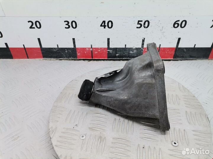 Кронштейн двигателя Audi A6 4B/C5 2000 4B0199306C