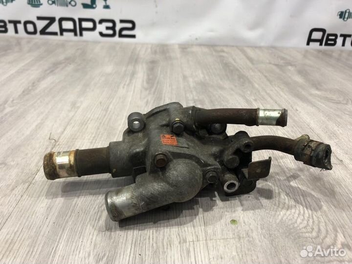 Корпус термостата Nissan Almera B10 QG16 2006 2007