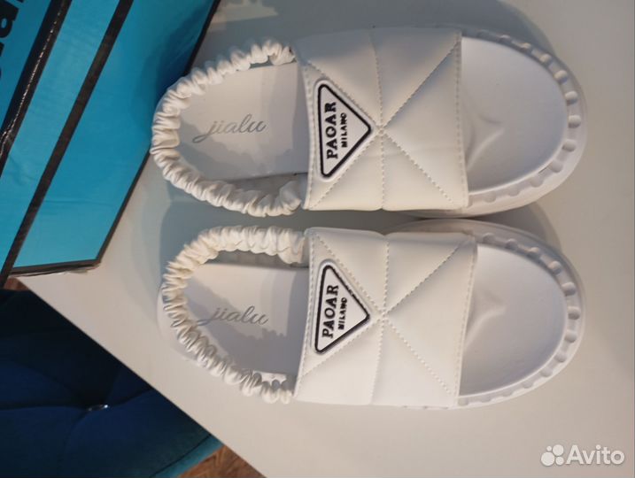 Босоножки 37 р