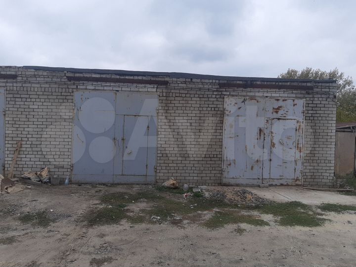 Гараж, > 30 м²