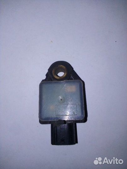 Датчик airbag Hyundai Elantra 2009