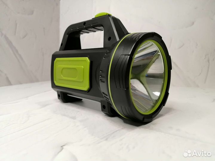 Аккумуляторный фонарь прожектор