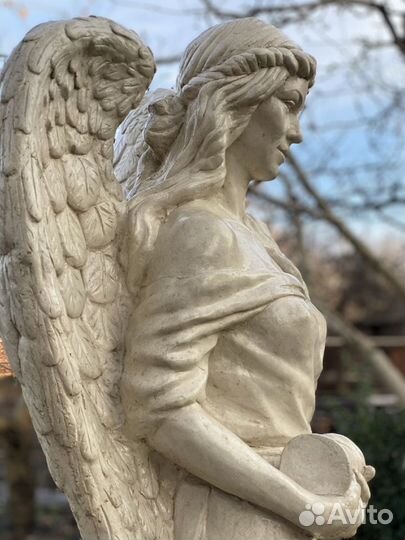 Садовая скульптура. Ангел 