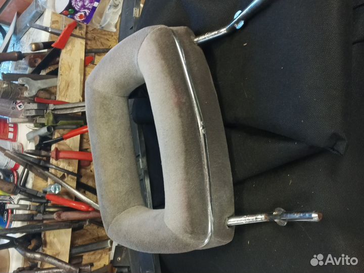 Подголовник ауди