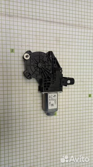 Моторчик стеклоподъемника для BMW