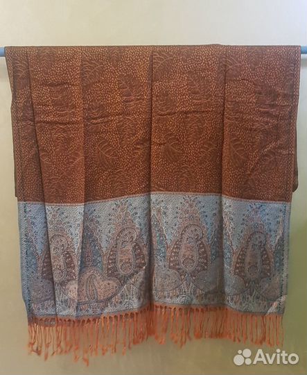 Шарфы и палантины