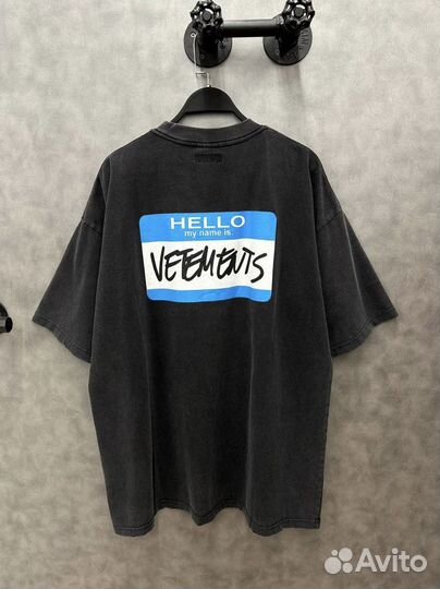 Футболка Hello my name is Vetements