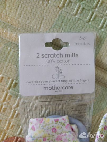Шапочки чепчики антицарапки mothercare