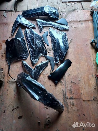 Пластик,обтекатель,крылья BSE Z3, z10 эндуро