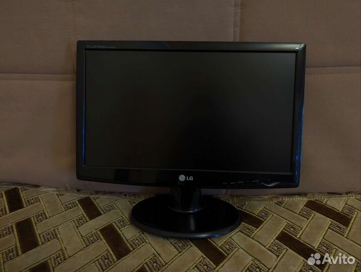 Монитор LG