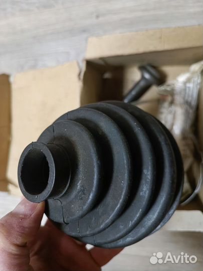 Пыльник шруса audi 100