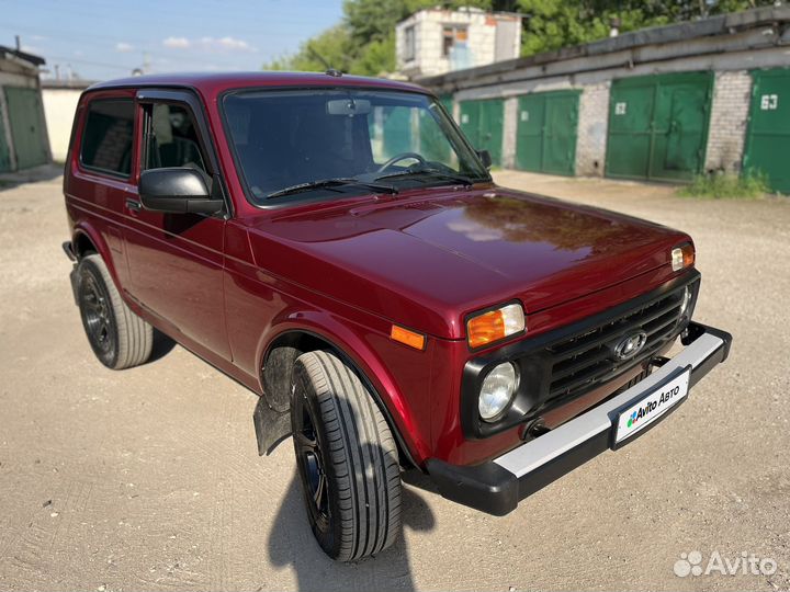 ВАЗ Niva Legend 1.7 МТ, 2022, 17 500 км