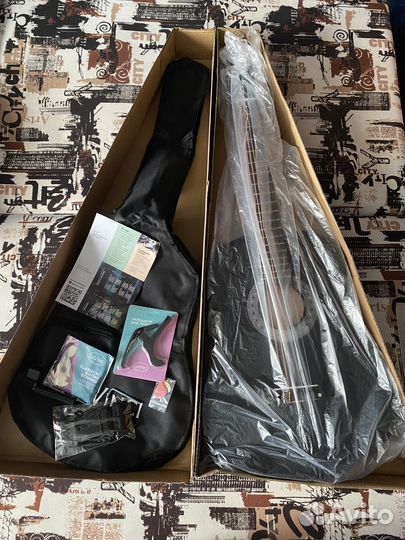 Новая гитара + чехол