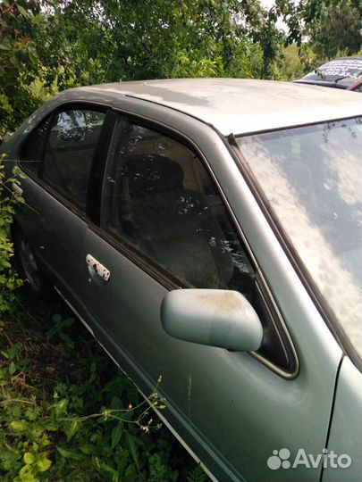 Автомобили на запчасти Ниссан Сани b14