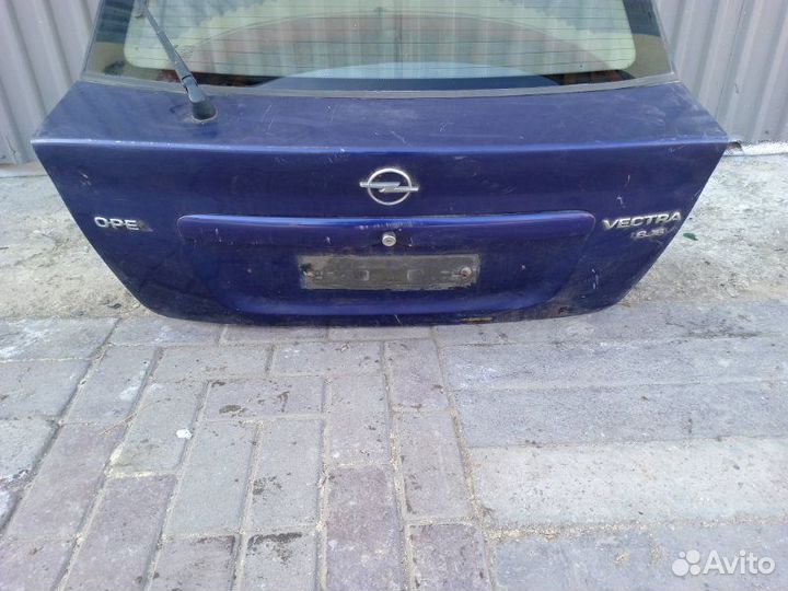 Крышка багажника задняя Opel Vectra B