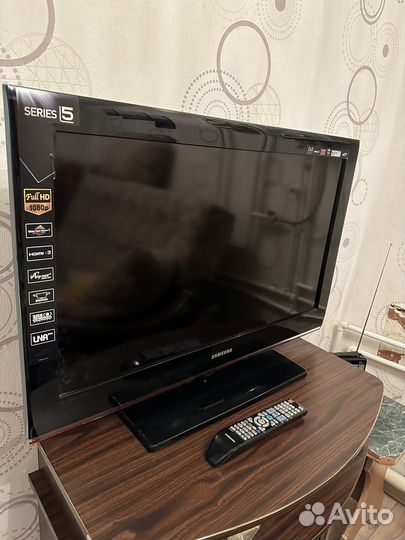 Телевизор samsung